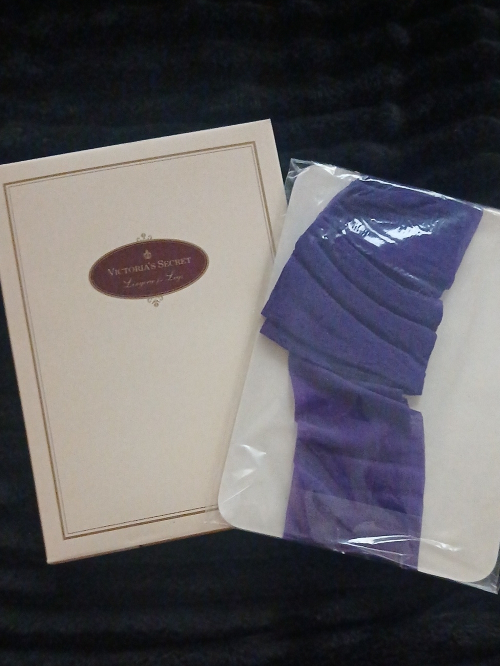 NWT Victoria's Secret Violet Lycra Sheer Stockings Size Tall